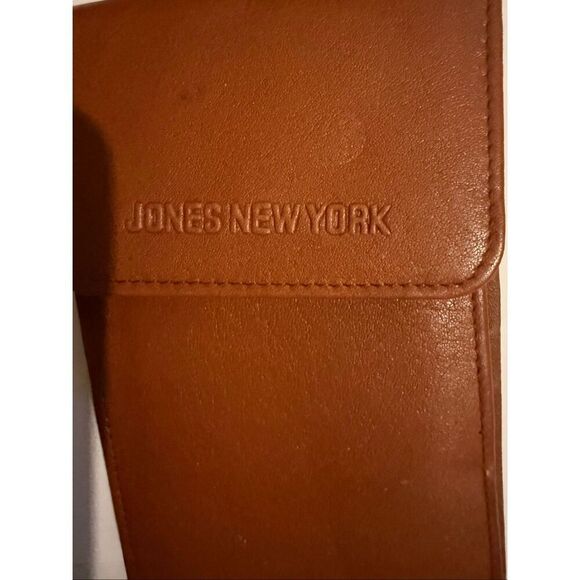 Jones New York Women's Leather Travel Purse Crossbody Wallet Bag Brown NWOT - Picture 2 of 6